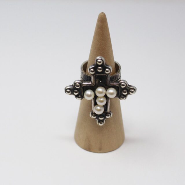 #3U6PB3 925 Pearl Cross Ring