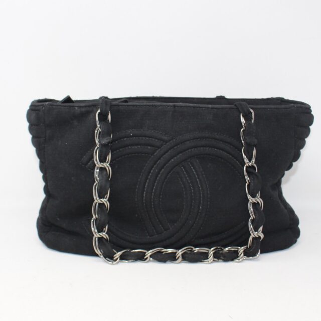 CHANEL #A949P3 Quilted Shoulder Bag