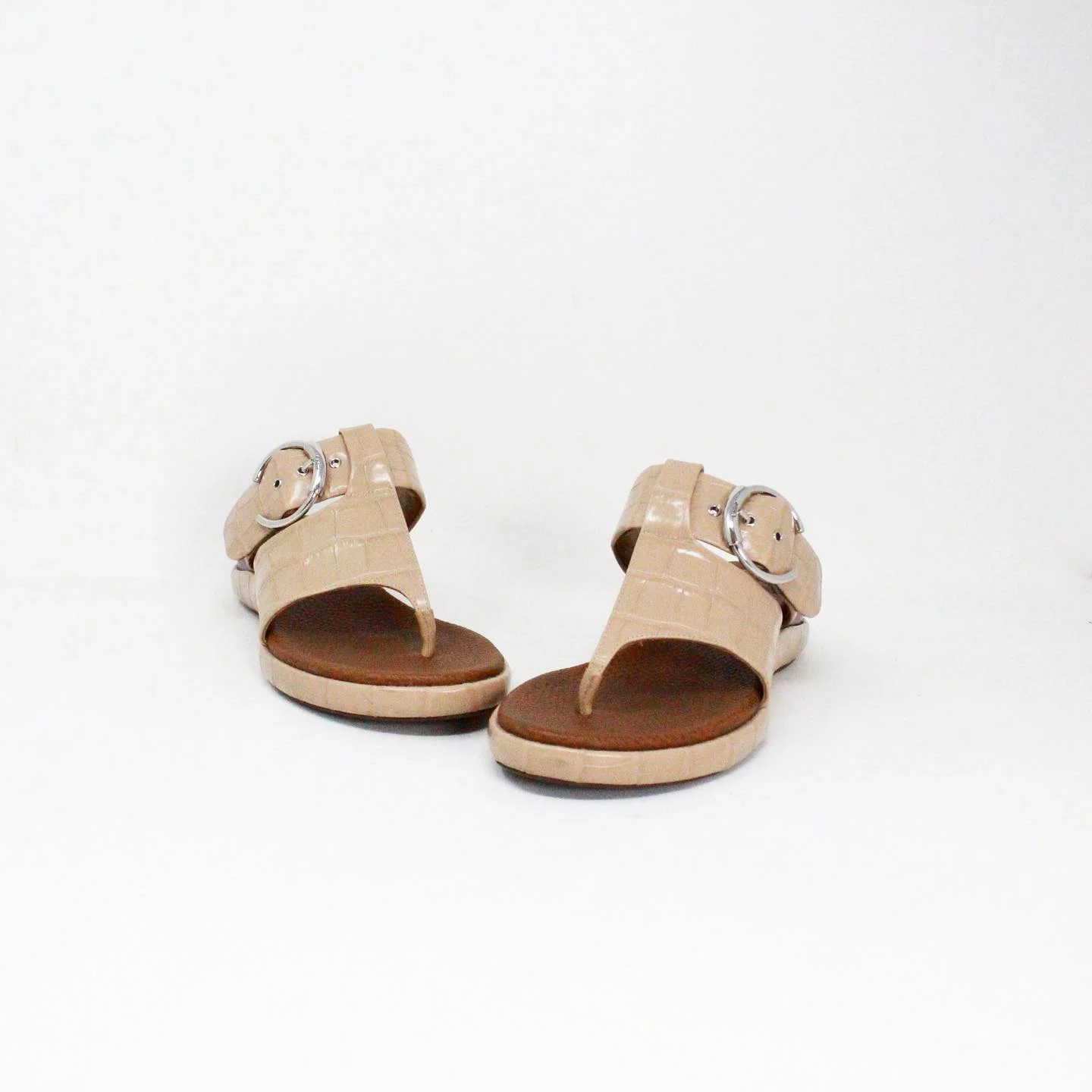 CHLOE #41681 Beige Crocodile Print Sandal (US 7 EU 37) 1